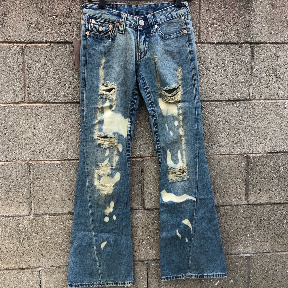 NWT True Religion Distress PaintSplatter Jeans 26
